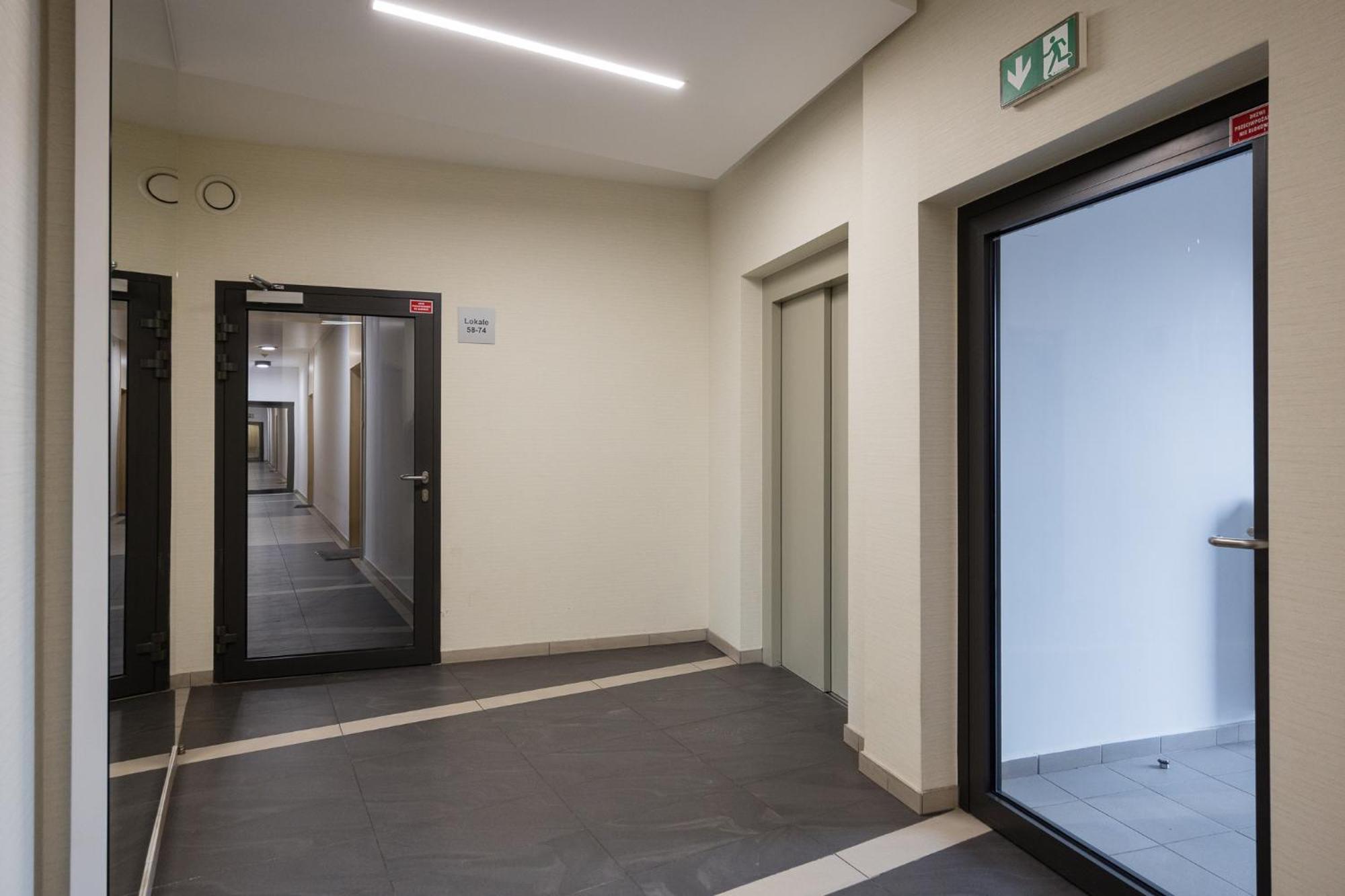 Warsaw-Aparts Herbu Janina Szpital Dış mekan fotoğraf